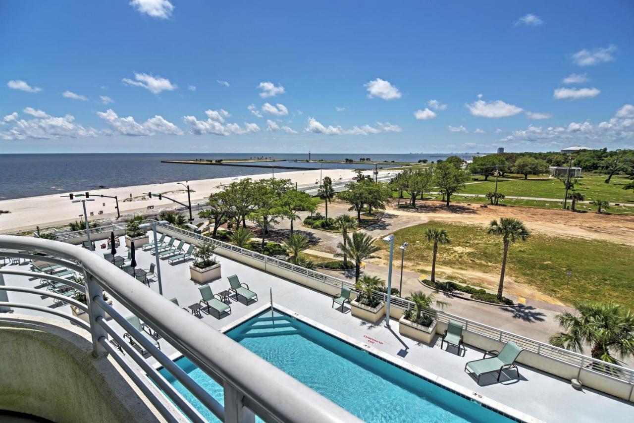 Beachside Biloxi Club Condo Balcony With Ocean View Extérieur photo